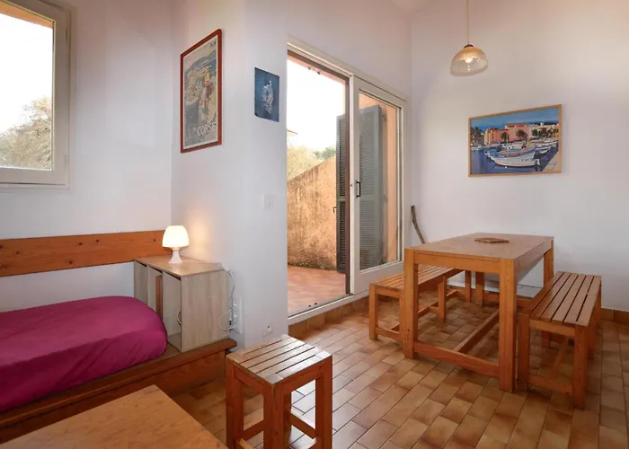 2 Bedroom Cozy In Сasa de vacaciones